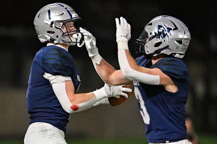 a Wilsonville Mountain View 5A Oregon football final November 24 2023 Leon Neuschwander 22